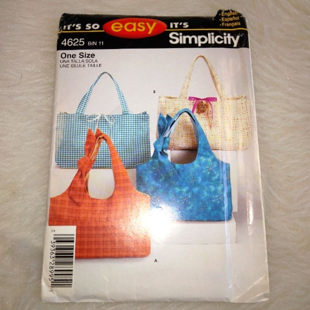SIMPLICITY 4625 Handbags in 2 styles, EASY
